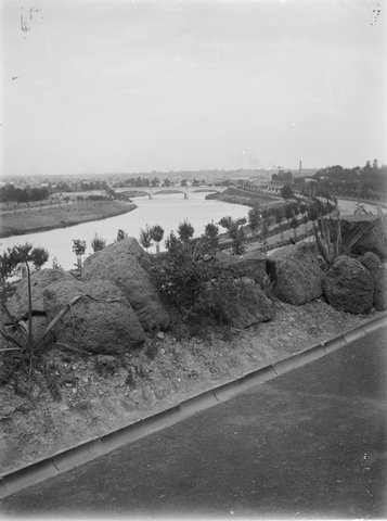 Yarra River view, 1900–13