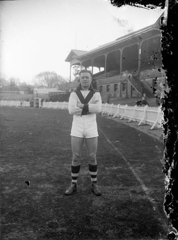 South Melbourne Football Club player, 1920–50