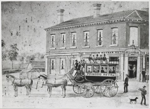 Richmond - Hawthorn Horse Bus [at] Governor Hotham Hotel, Burwood Rd., Hawthorn, c. 1960