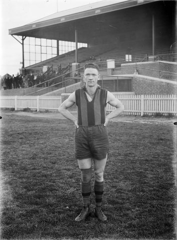 [Port Melbourne's long kicking full-back Joe Garbutt], 1922–38