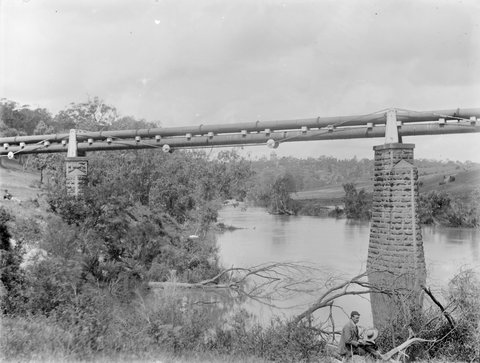 Pipe bridge over the Yarra at Fairfield, 1890–1910