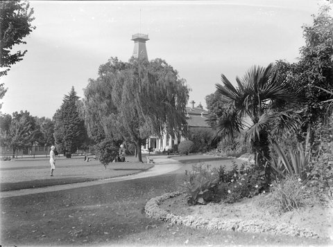 Camberwell Town Hall Gardens, 1927–59