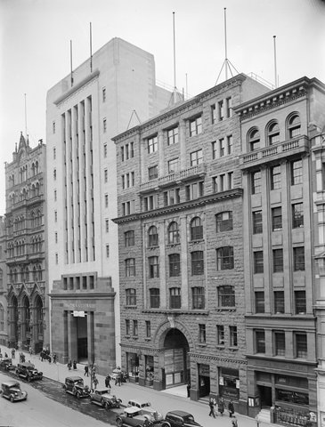 "Gothic Bank, Bank of New South Wales and the Bankers & Traders Building, Collins St., Melbourne", 1935?