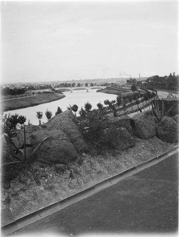 Yarra River view, 1900–13