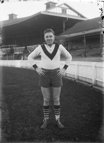 [Keith Schaefer, South Melbourne Football Club player], 1947–50