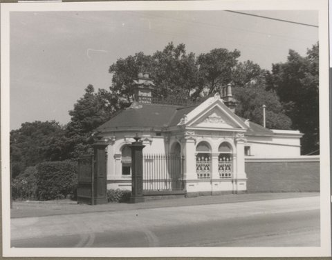 Stonnington, Glenferrie Road, Malvern - Lodge Vic, c. 1950