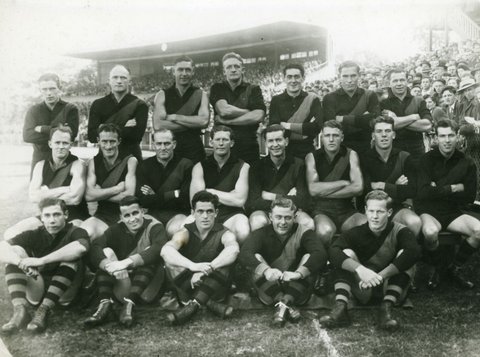 [Richmond senior team] [picture, c. 1951