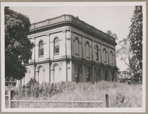 Royal Society of Victoria from cnr. of Exhibition and Latrobe Sts., [Melbourne, Vic.], 1949