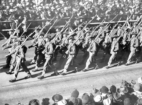 Marching along Swanston St. Comforts Fund Day, Aug. 1940, c. 1940