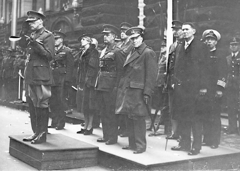 Army procession through Melbourne streets, 1944