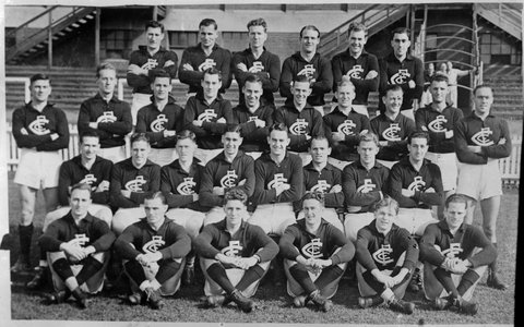 Carlton Football Club, team photo, 1945–50