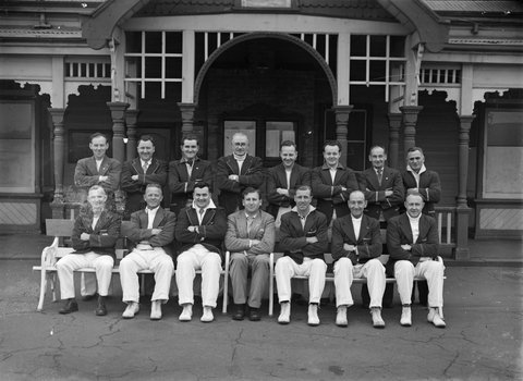 South Melbourne Football Club dressed for cricket, 1920–50