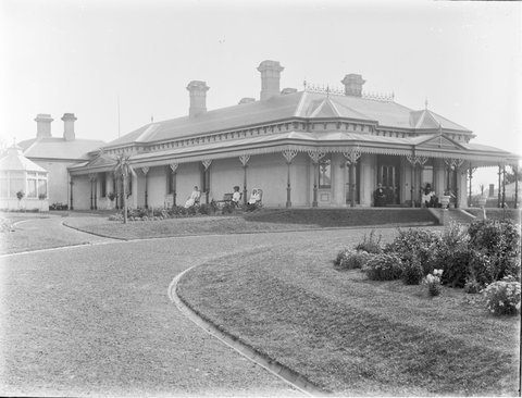 "Doona," Cotham Rd., Kew, 1890–1910