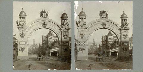 Triumphal arches celebrating the visit of the Duke and Duchess of Cornwall, Melbourne, Vic, 1901