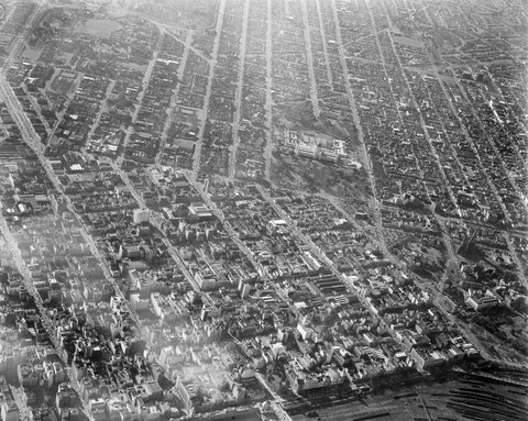 Aerial views of Melbourne and Exhibition Buildings, 1940–50