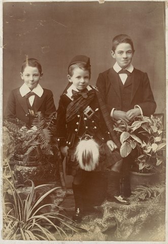 Keith, Malcolm & Jack Watson. Sons of J.B. Watson, "Labassa", Melb, 1900–05