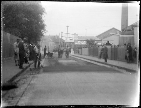 Street resurfacing, Melbourne, 1929–35