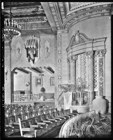 Interior views of Plaza Theatre, Collins Street, Melbourne, 1940s