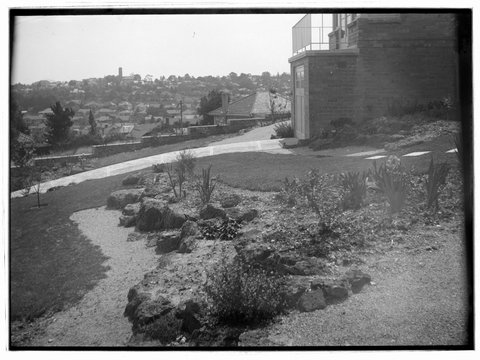 Ivanhoe gardens by Ellis Stones, 1935–40