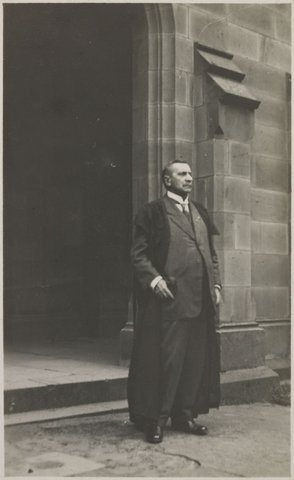 Melbourne University portraits of professorial staff, 1914?