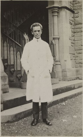 Melbourne University portraits of professorial staff, 1914?