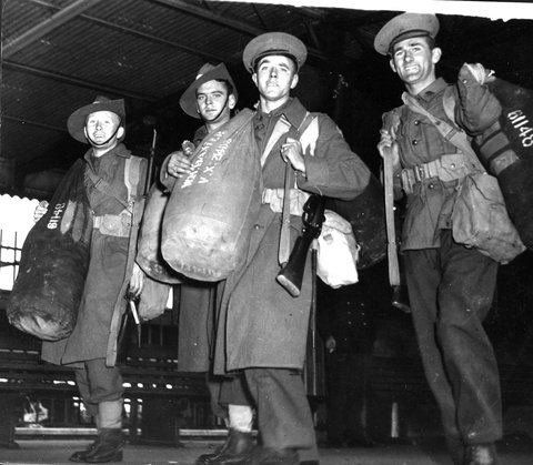 Return A.I.F. men at Spencer St. Station today, c. 1942