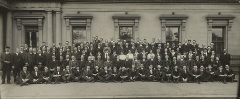 Staff of the Department of Crown Lands & Survey outside State Public Offices, Treasury Place, Melbourne, Nov.-Dec. 1918