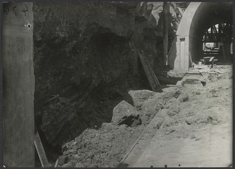 South Kensington to West Footscray, site of slip in Bunbury Street on 28/10/27, 1927