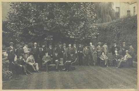 Members of the Melbourne Club, 1905