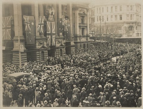 A memento of the departure from Melbourne of their Excelliences Lord & Lady Stradbroke, 1926
