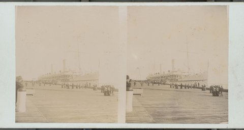 [Passenger liner at wharf, Melbourne, Vic.], 1900–08