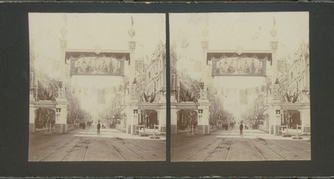 Triumphal arches celebrating the visit of the Duke and Duchess of Cornwall, Melbourne, Vic, 1901