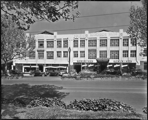 Exterior and interior views of Nash Cars, Rickard Bros., Elizabeth Street, Melbourne, 1930–49