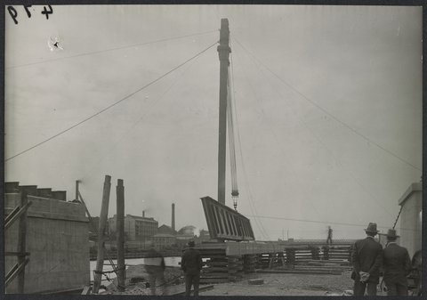 South Kensington to West Footscray, bridge construction, 1927