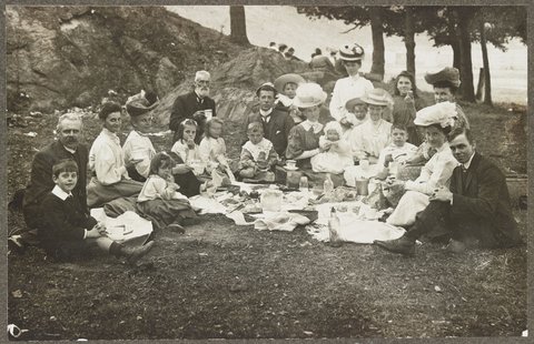 G. Kinnear & Sons 1st Annual Picnic & Sports, Heidelberg, March 23rd. 1907