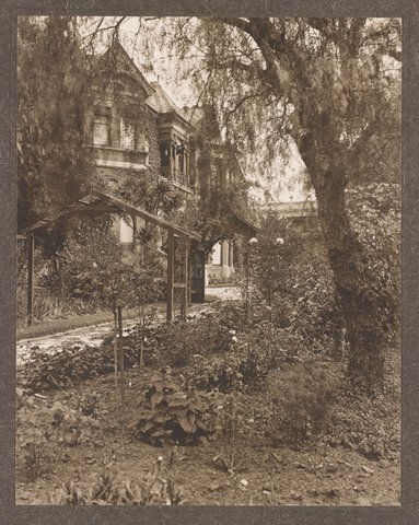 Album of photographs depicting exterior and interior views of Homeden, Lansell Road Toorak, 1905–16