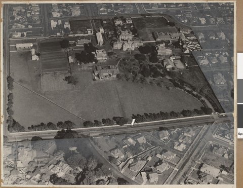 [Aerial view of Melbourne Orphanage, Brighton], 1920–30