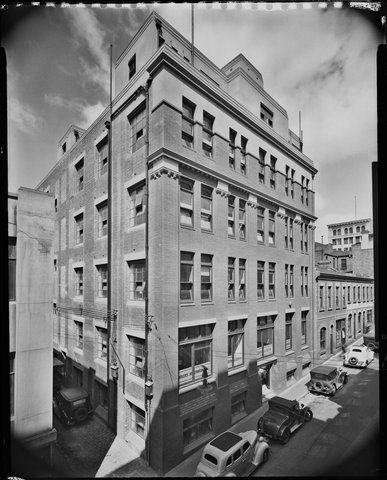 [Exterior of commercial building, Kirks Lane, Melbourne], 1930s
