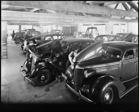 Exterior and interior views of Nash Cars, Rickard Bros., Elizabeth Street, Melbourne, 1930–49
