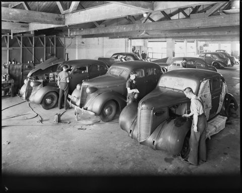 Exterior and interior views of Nash Cars, Rickard Bros., Elizabeth Street, Melbourne, 1930–49