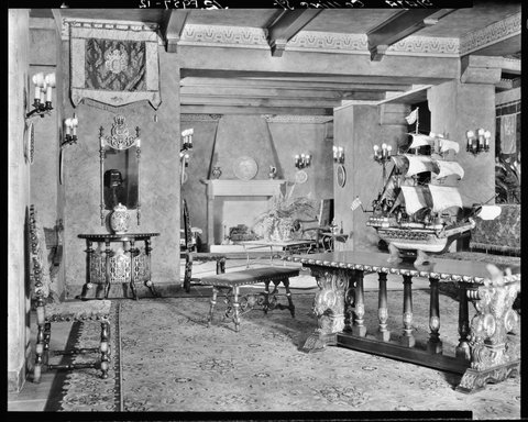 Interior views of Plaza Theatre, Collins Street, Melbourne, 1940s