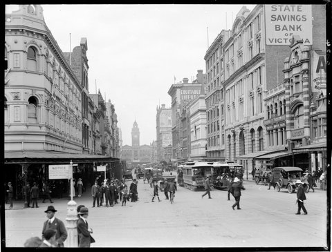 Elizabeth Street looking south from Bourke Street, 1920–25
