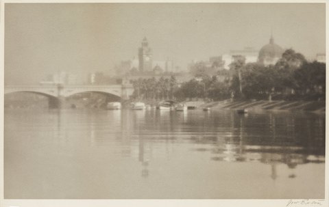 Distant view of Melbourne from a bend in the Yarra, 1920–25