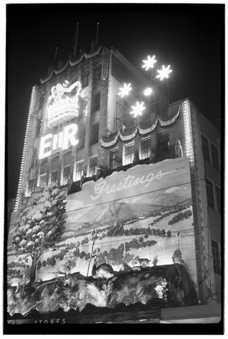 Melbourne streets illuminated for the 1954 Royal Visit