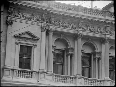 Bank of NSW, Collins Street, 1900–50