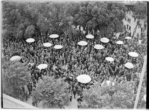 Crowd at Flemington Racecourse, 1935–39