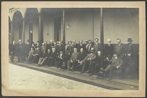 Members of the Melbourne Club, 1905