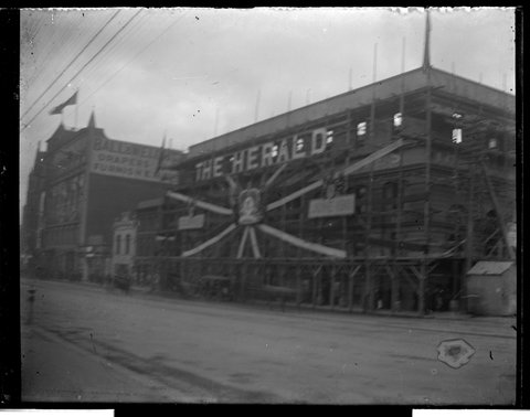 Building of the Herald newspaper, Flinders Street, Melbourne, 1890–1920