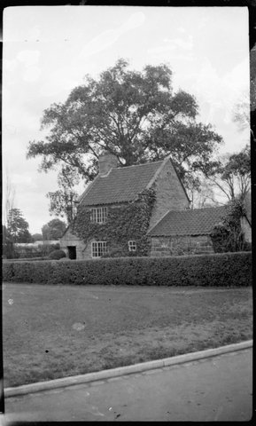 Captain Cook's Cottage, Fitzroy Gardens, Melbourne, 1940s