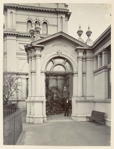 [Entrance to Aquarium, Royal Exhibition Building, Melbourne], 1885–90
